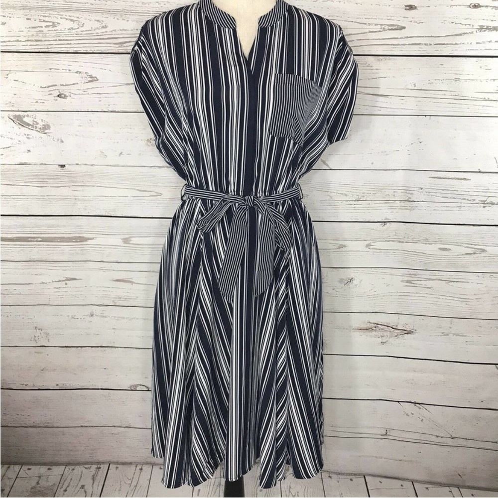 Charter Club SZ 8 Dress A-Line Belted Elastic Waist V-Neck Striped Pocket Navy